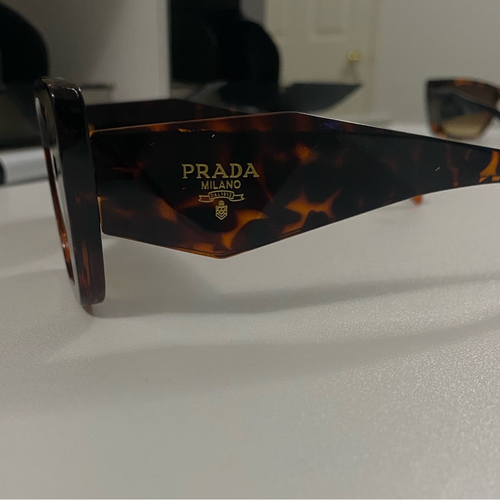 Prada Sunglasses (leopard print) - Picture 3 of 5
